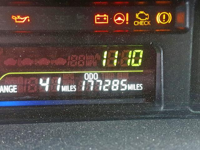 Toyota Prius V 2014
