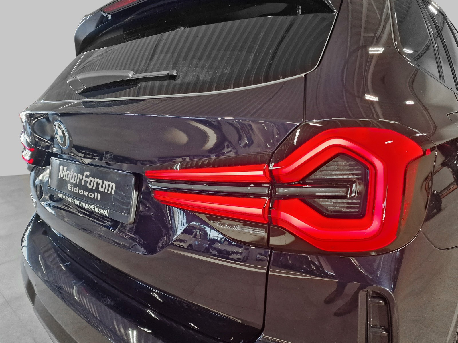 BMW iX3