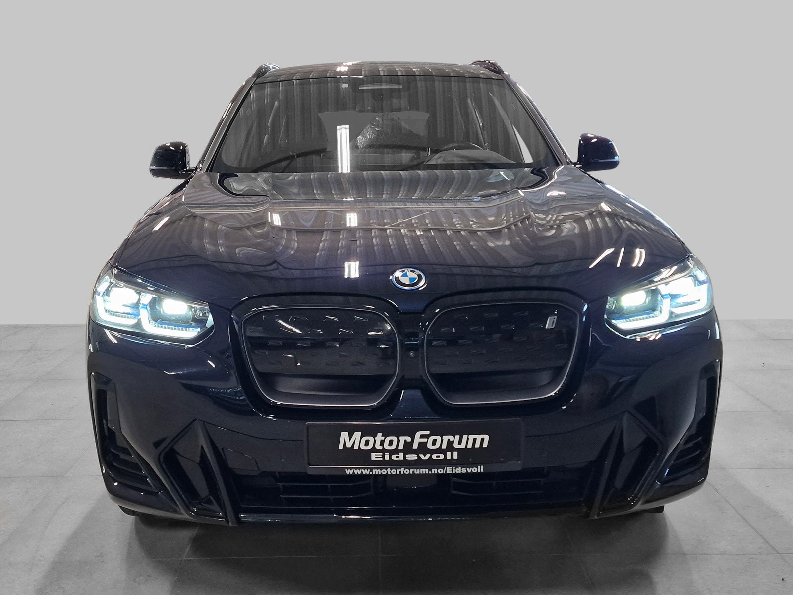 BMW iX3
