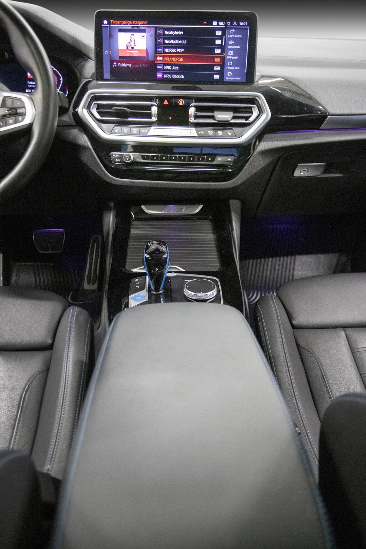 BMW iX3