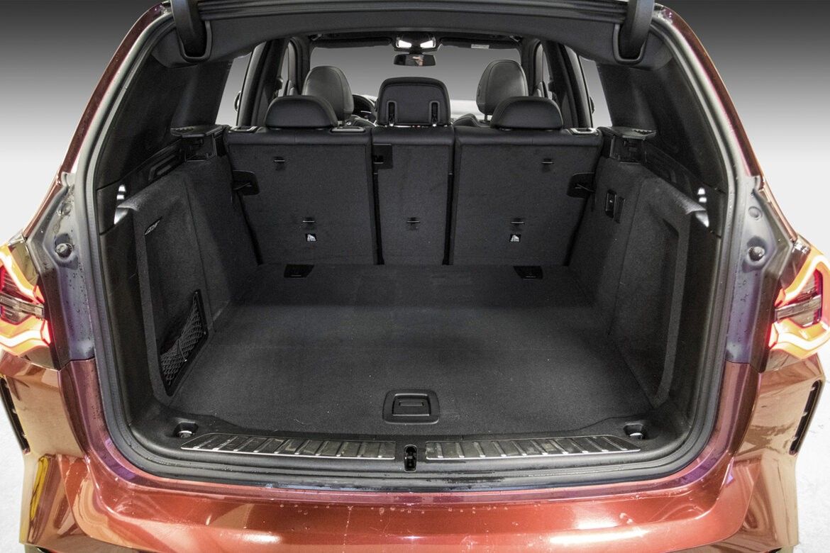 BMW iX3