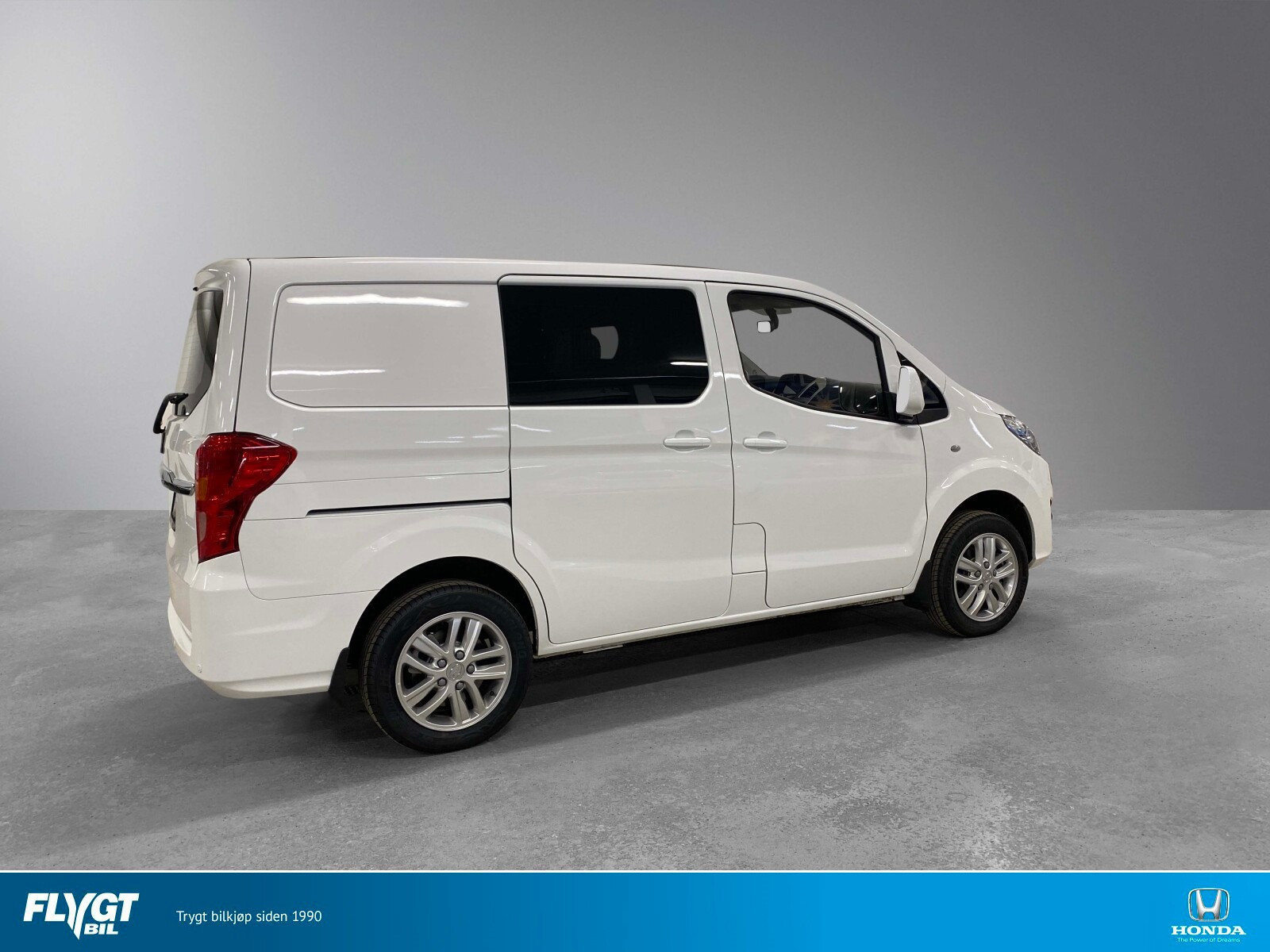 BYD T3