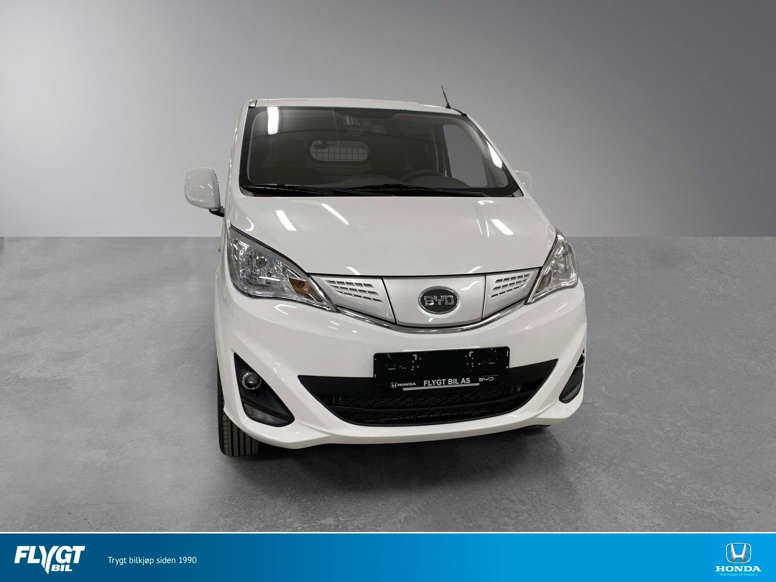BYD T3