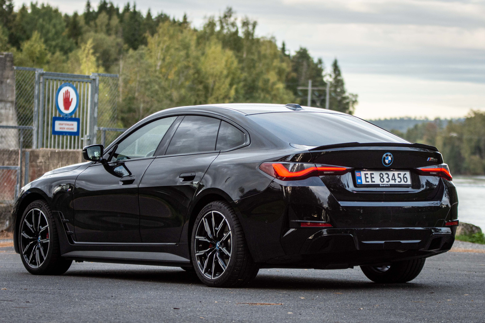 BMW i4 M50