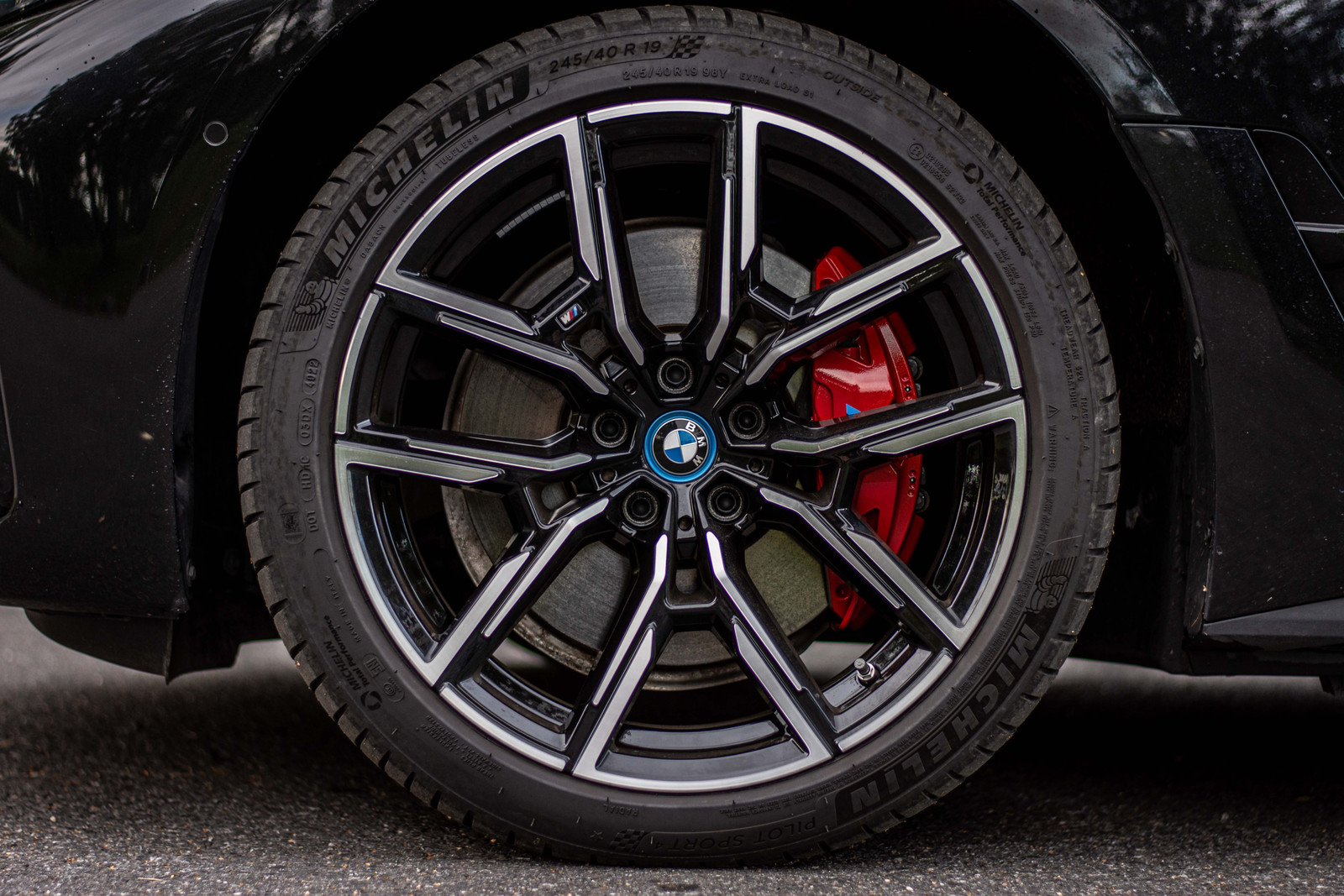 BMW i4 M50