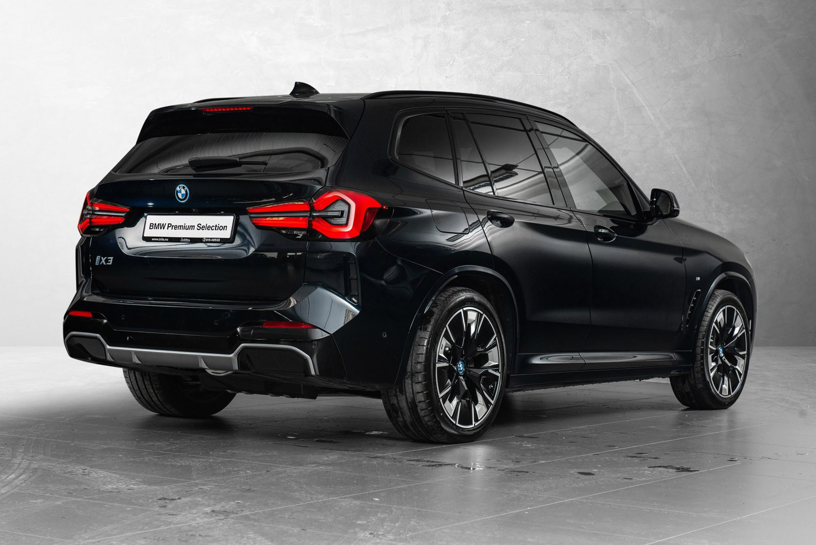BMW iX3