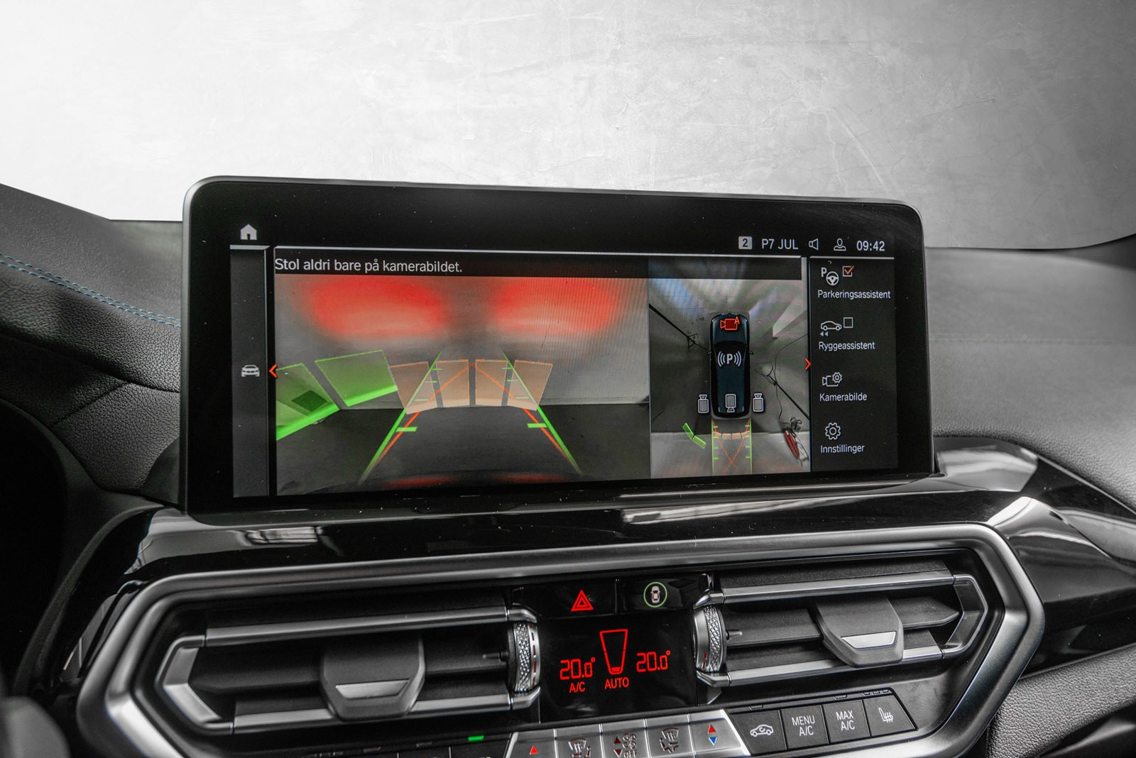 BMW iX3