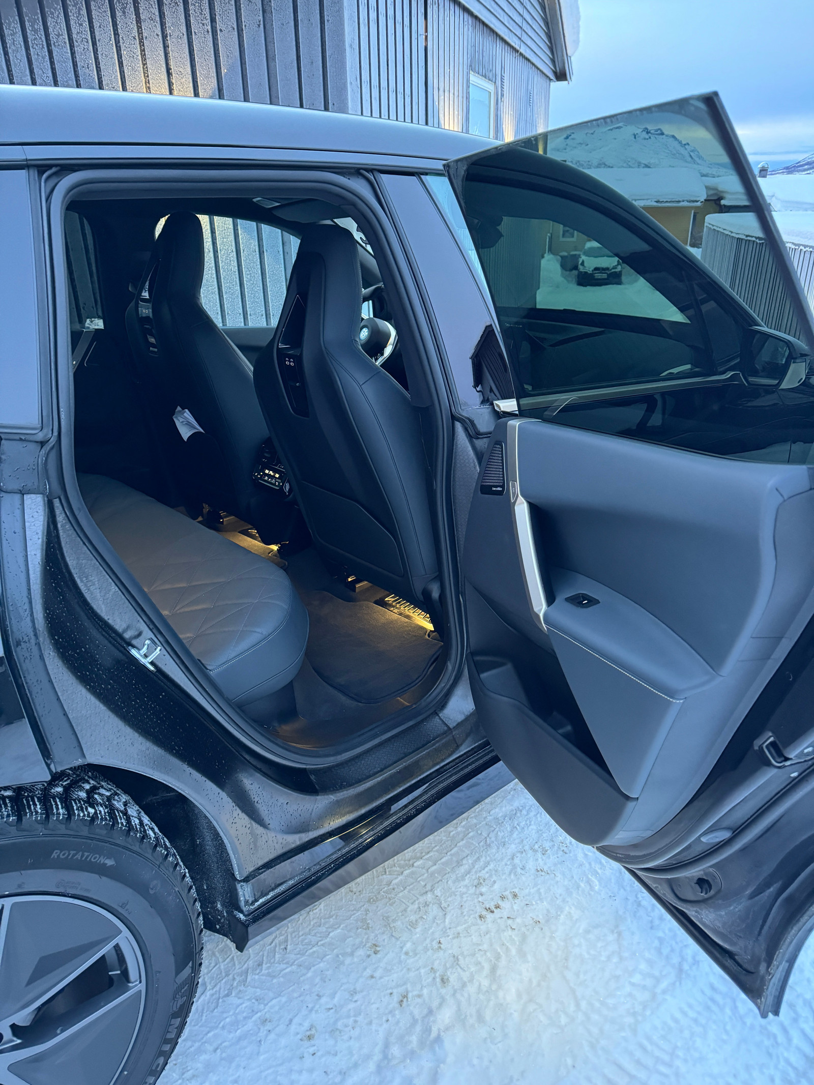 BMW iX xDrive 40