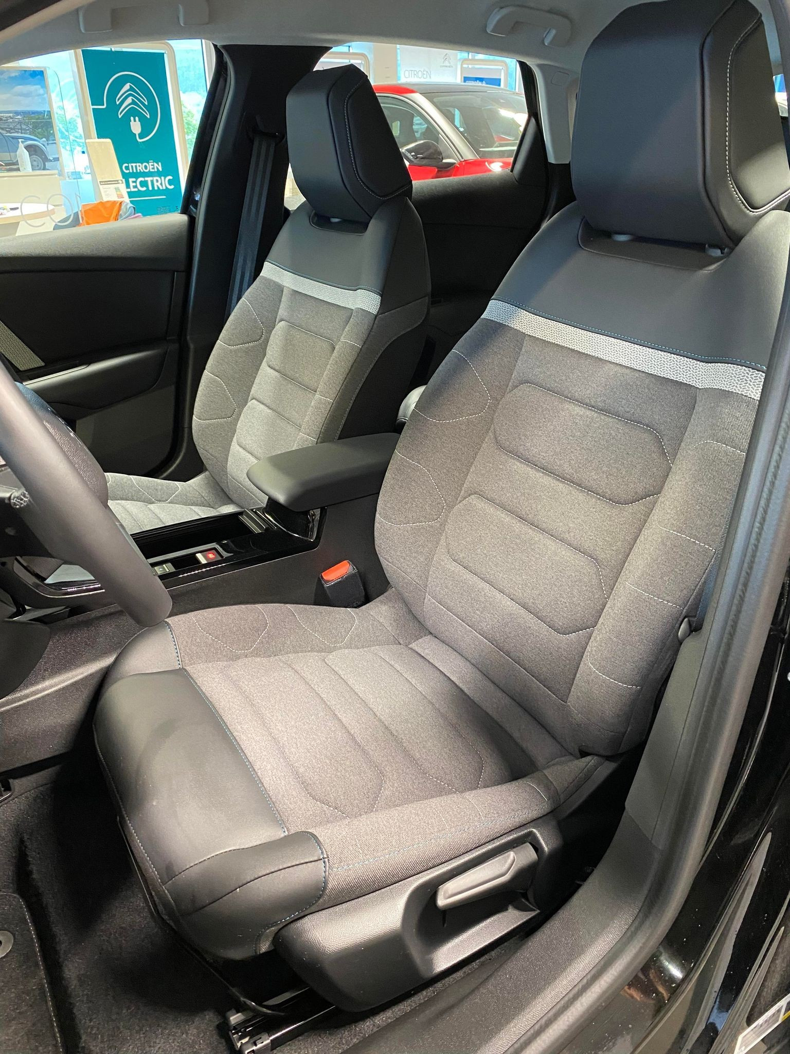 Citroen E-C4