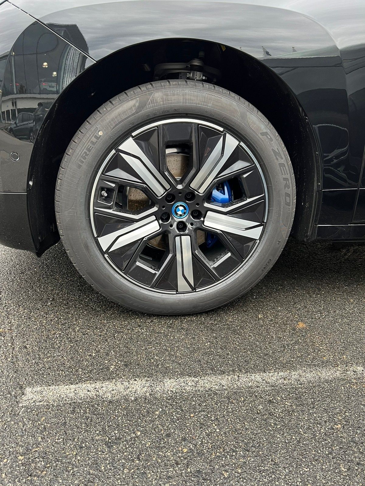 BMW iX xDrive 40