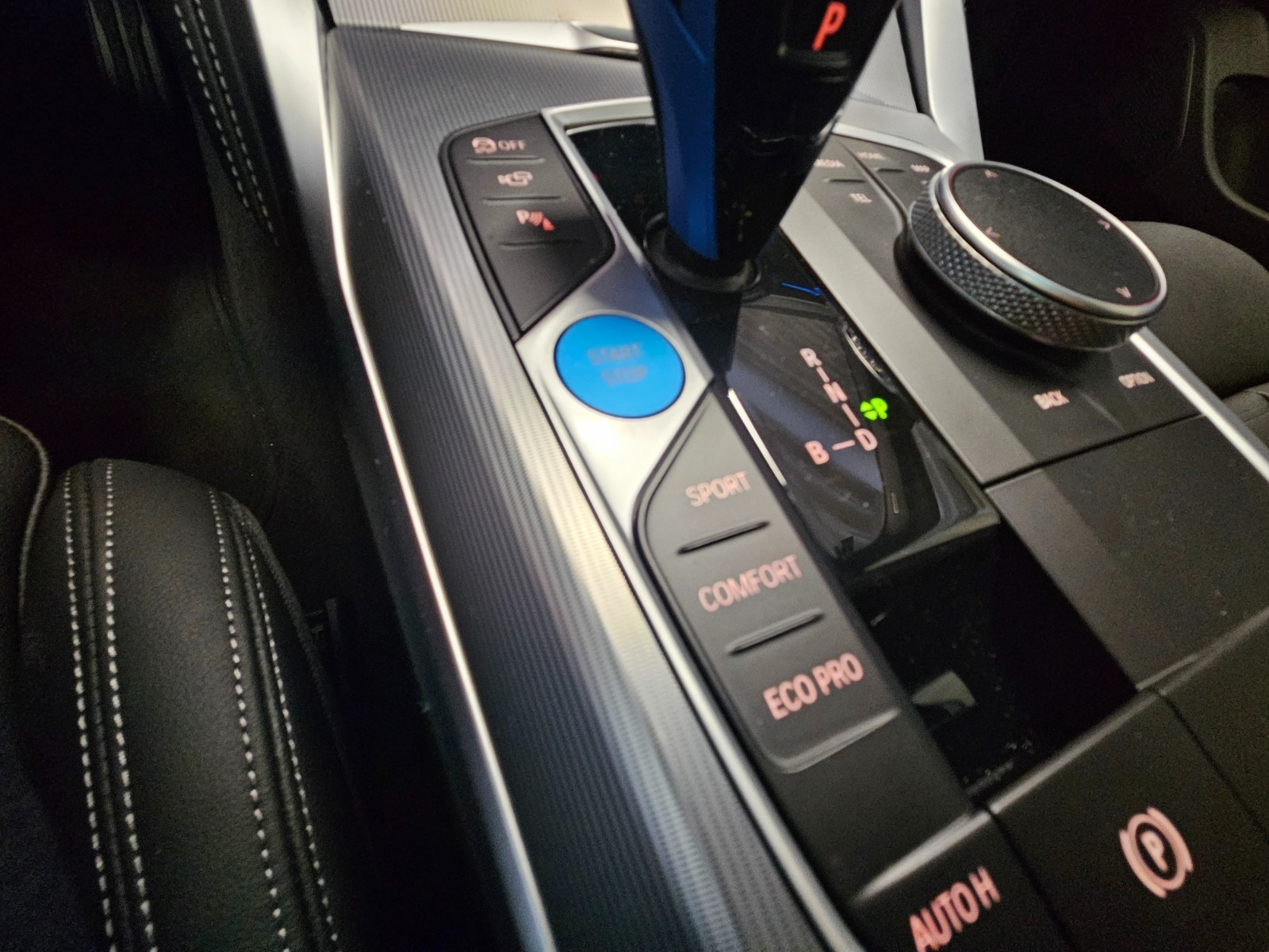 BMW i4 M50