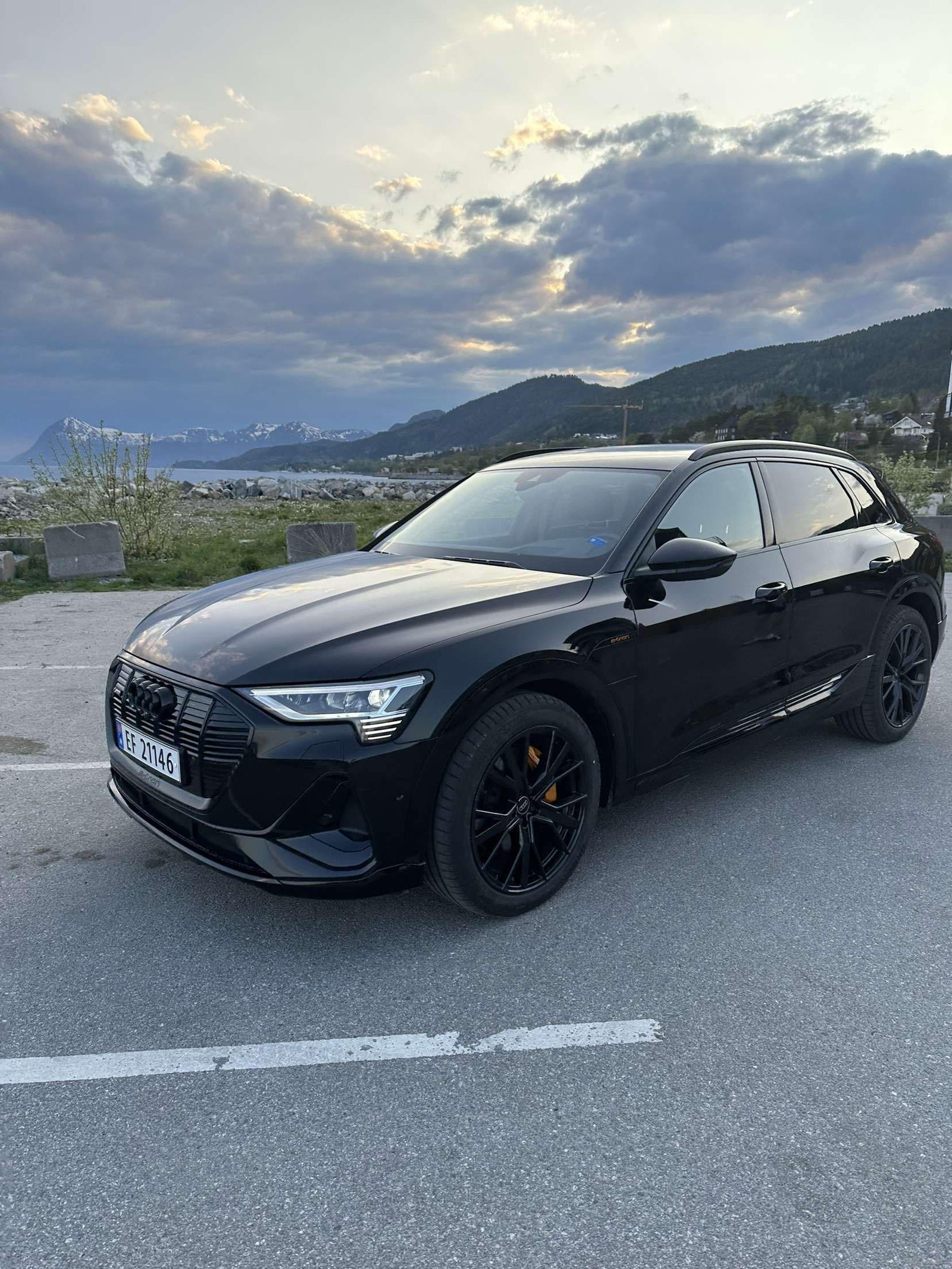 Audi e-tron