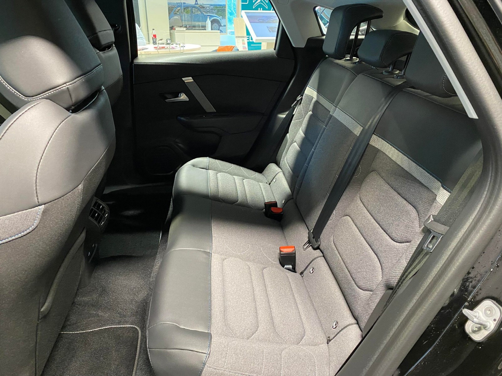 Citroen E-C4