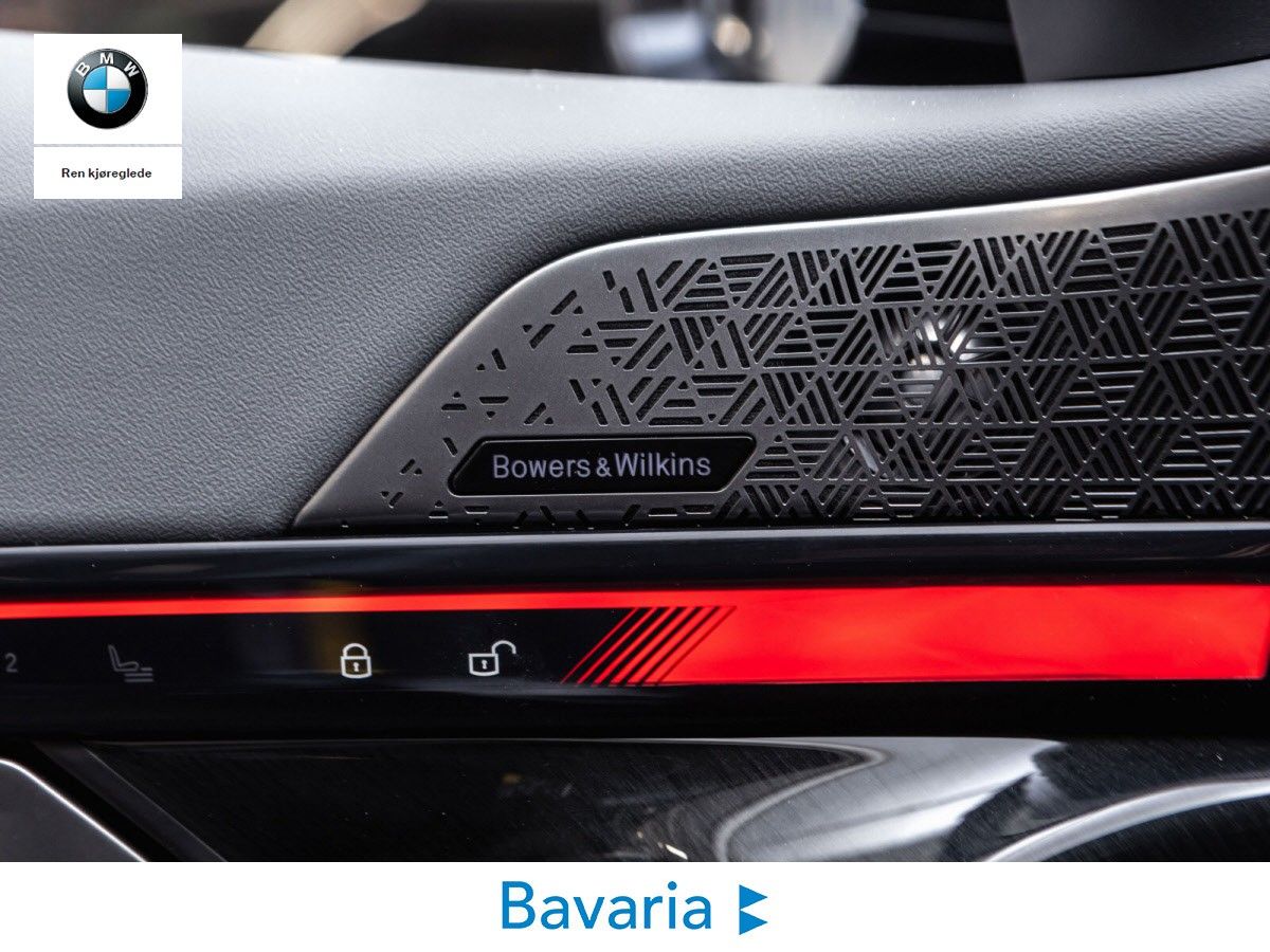 BMW i5 M60