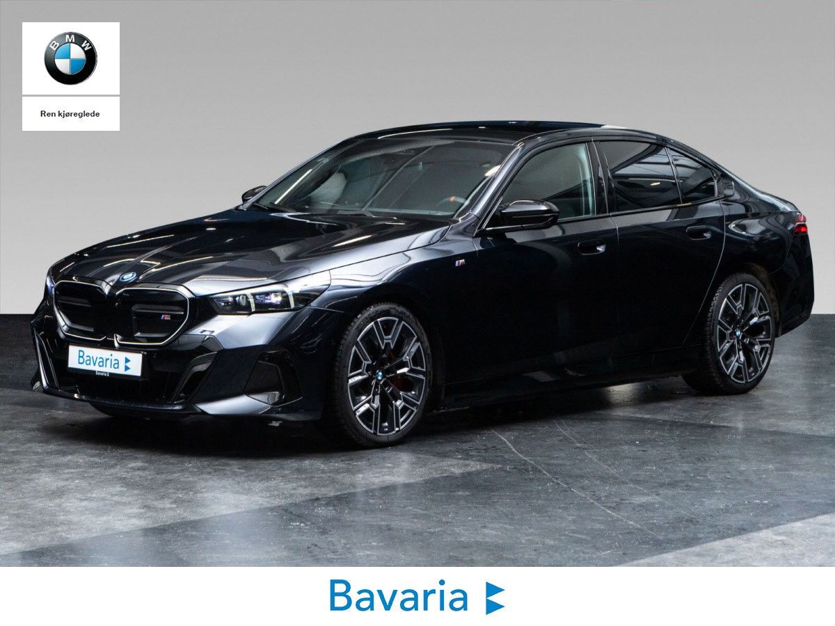 BMW i5 M60