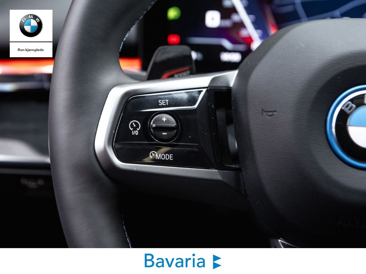 BMW i5 M60
