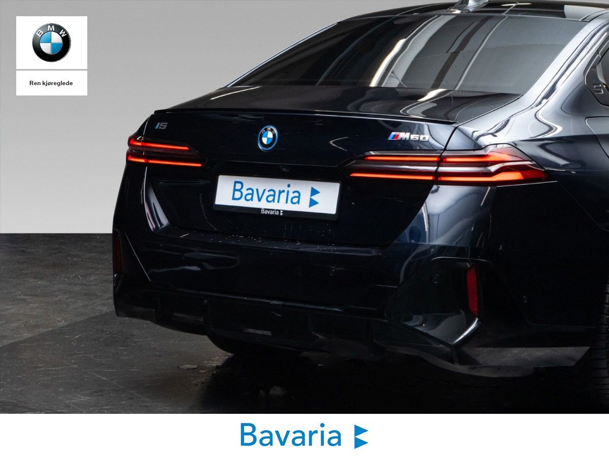 BMW i5 M60