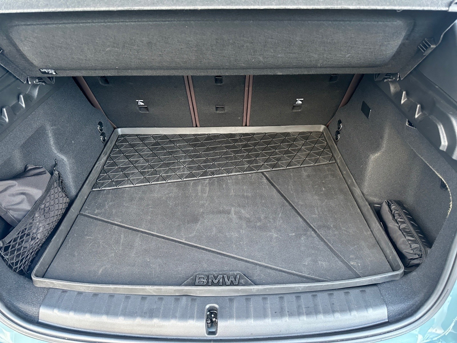 BMW iX1