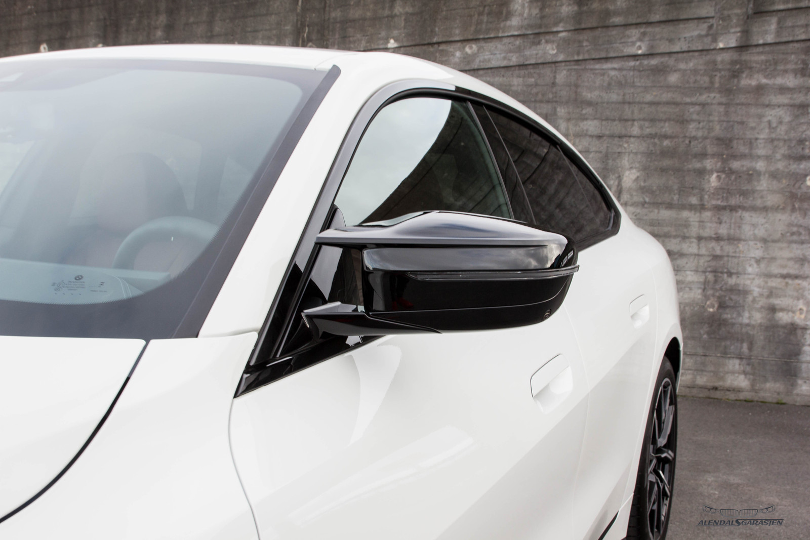 BMW i4 M50