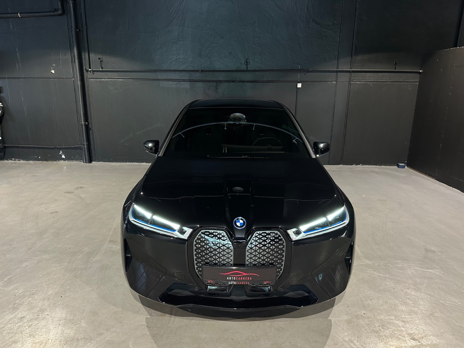 BMW iX xDrive 40