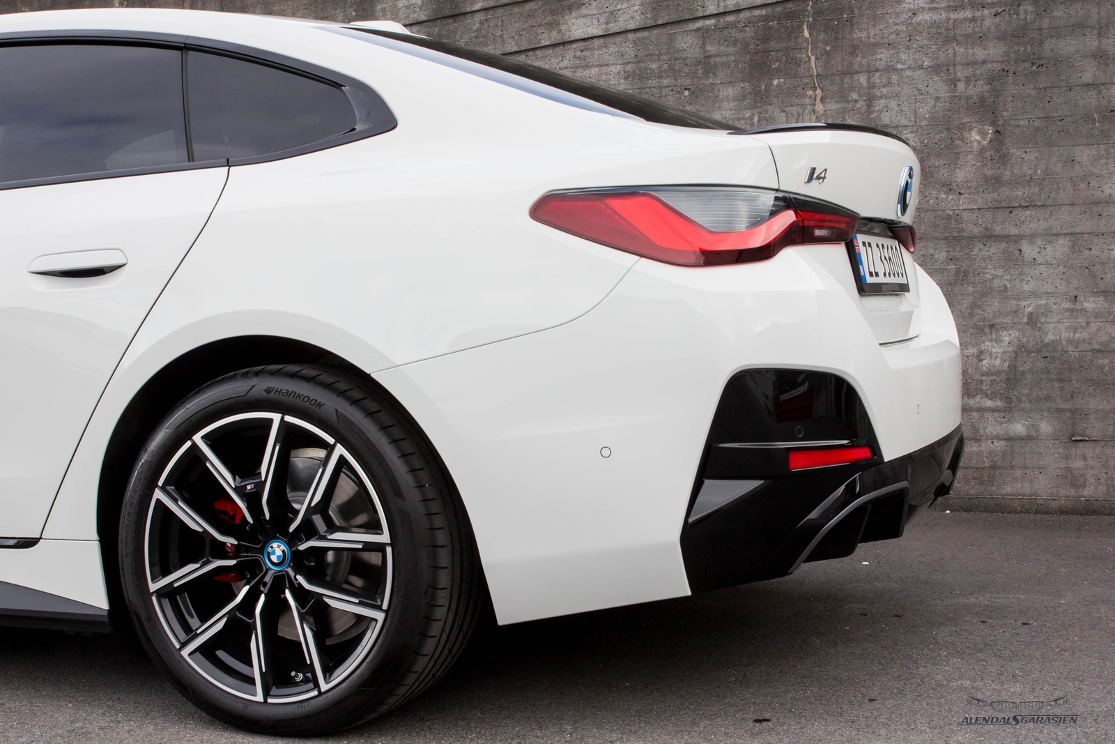 BMW i4 M50