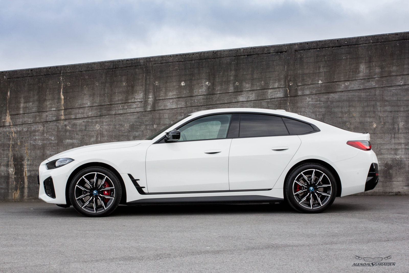 BMW i4 M50