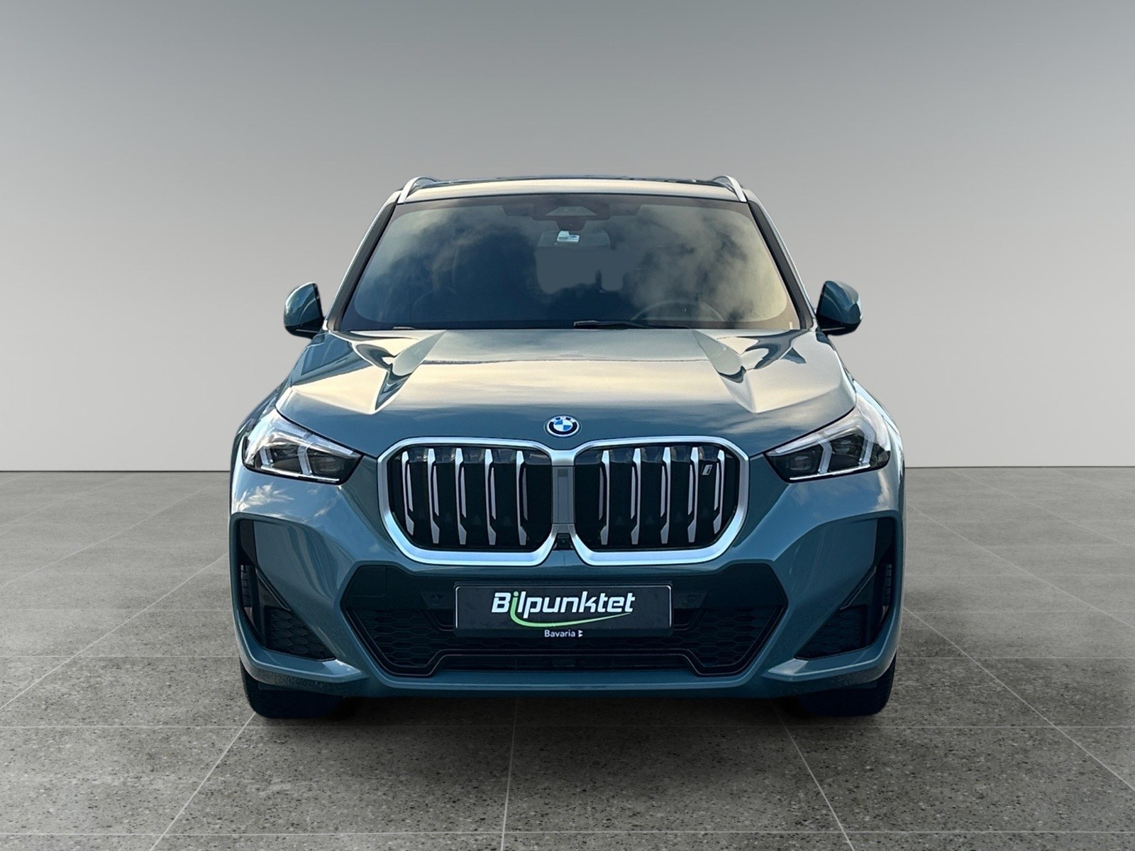 BMW iX1