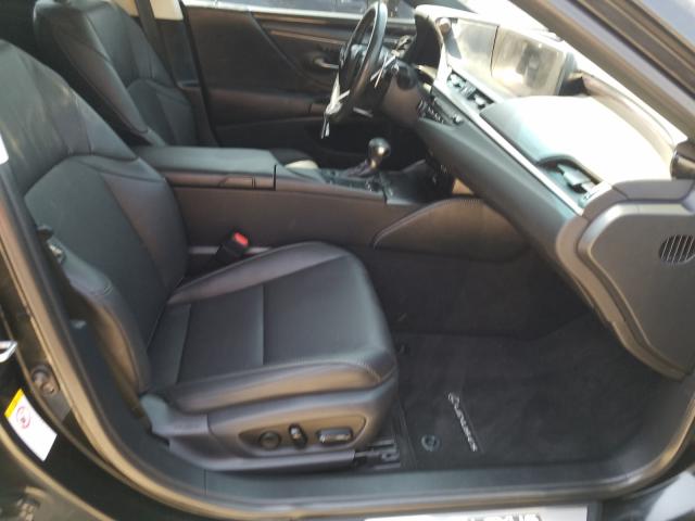 Lexus ES 300H 2019