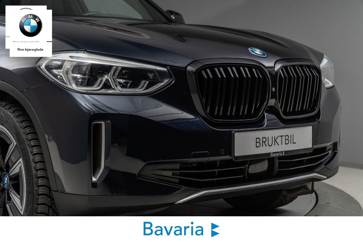 BMW iX3