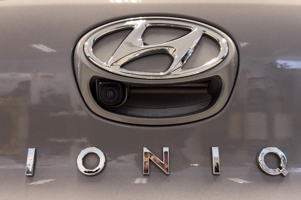 Hyundai IONIQ