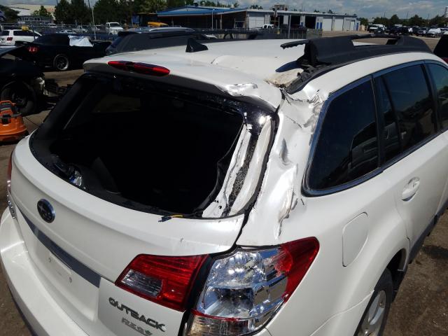 Subaru Outback 2 2012