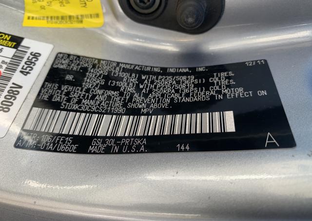 Toyota Sienna Sport 2012