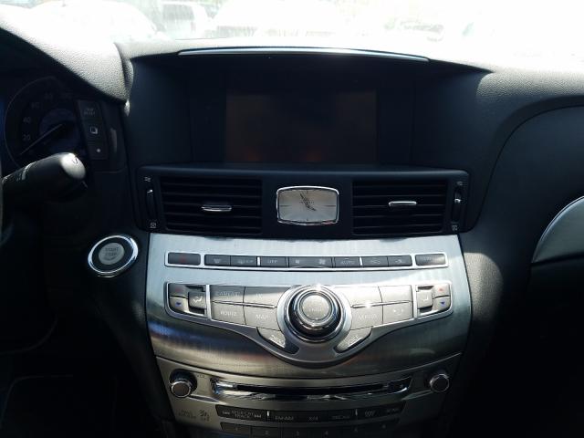 Infiniti Q70 3.7 2017