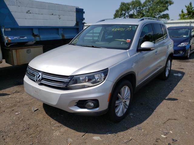 Volkswagen Tiguan S 2012