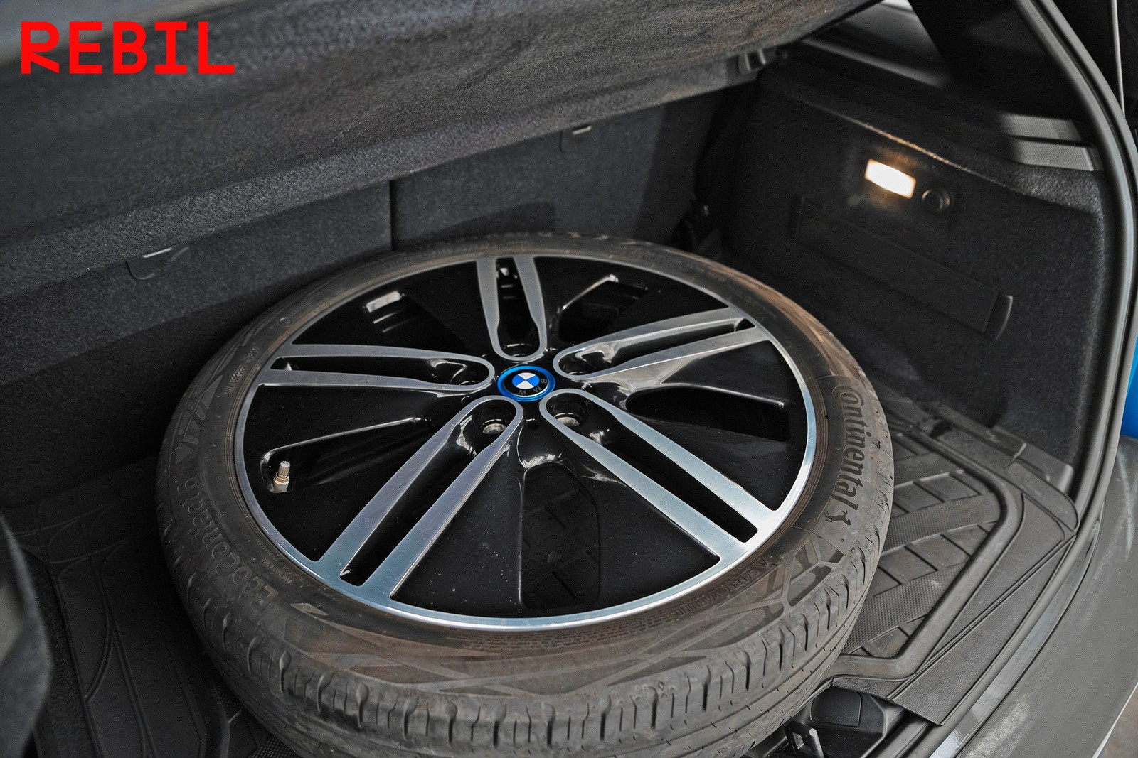 BMW i3