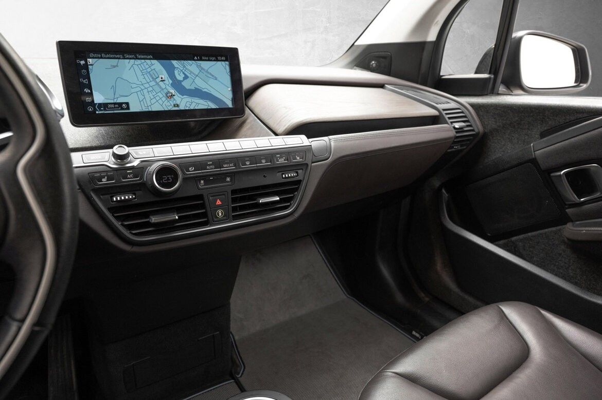 BMW i3