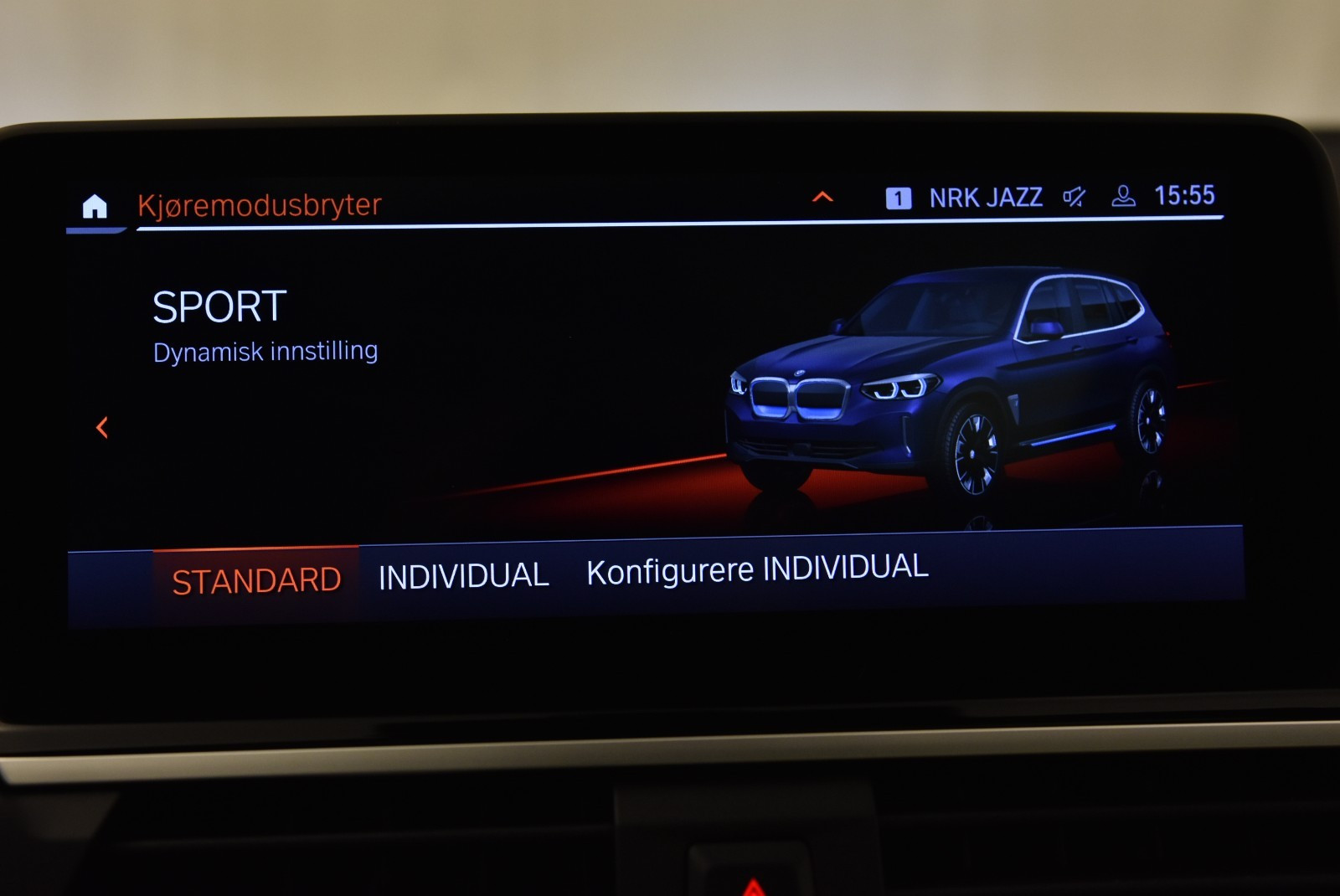 BMW iX3