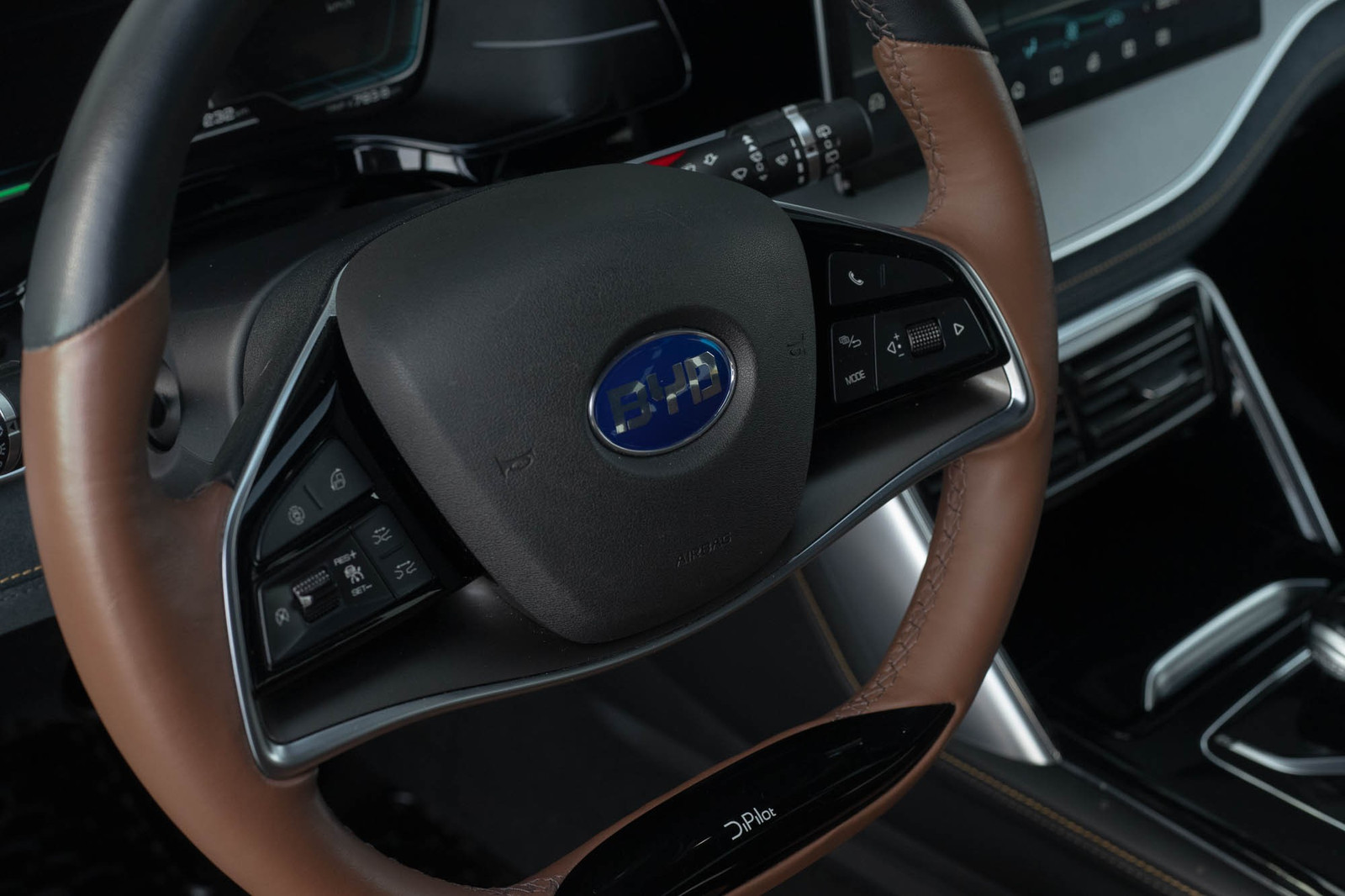 BYD Tang
