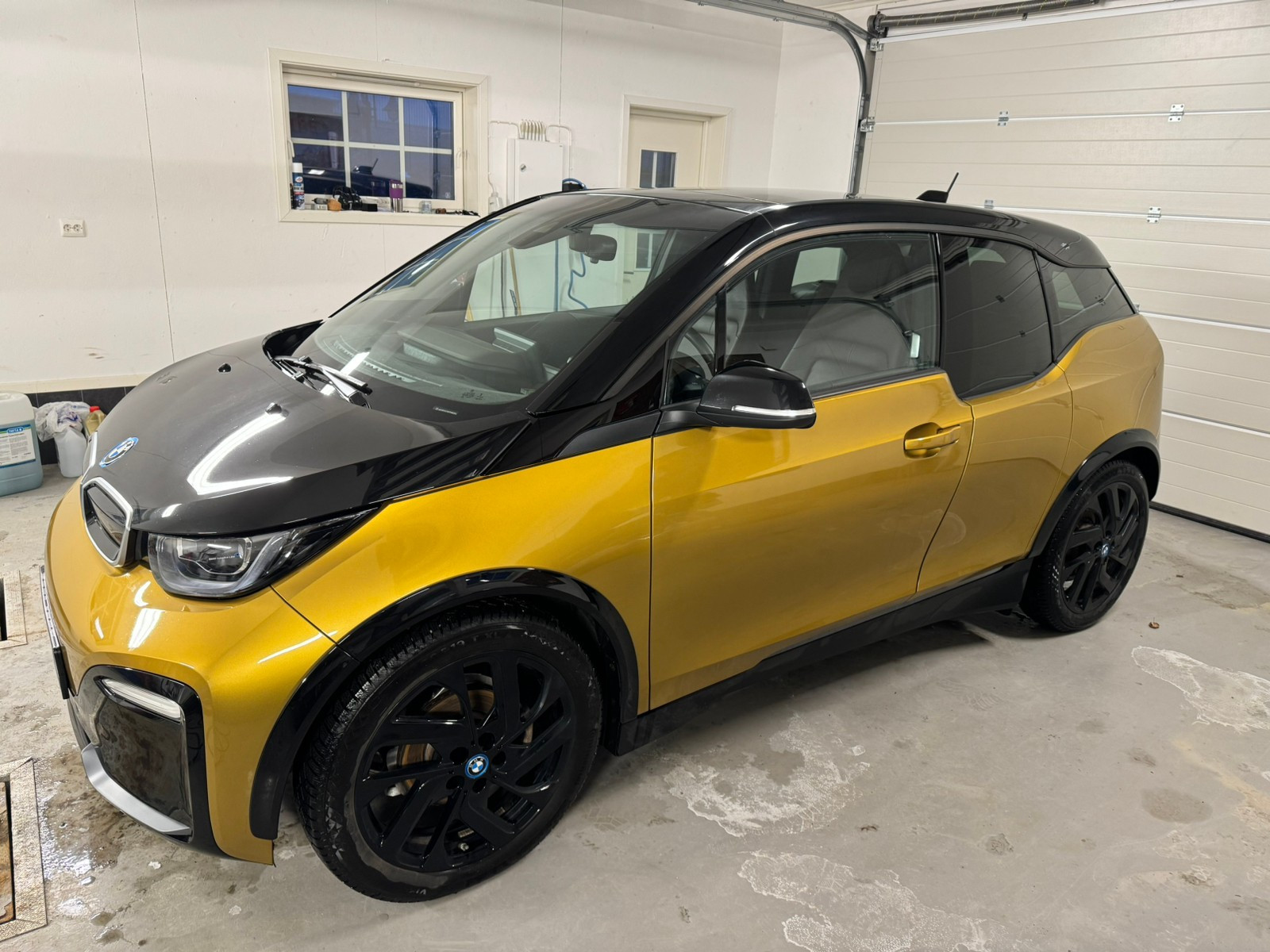 BMW i3