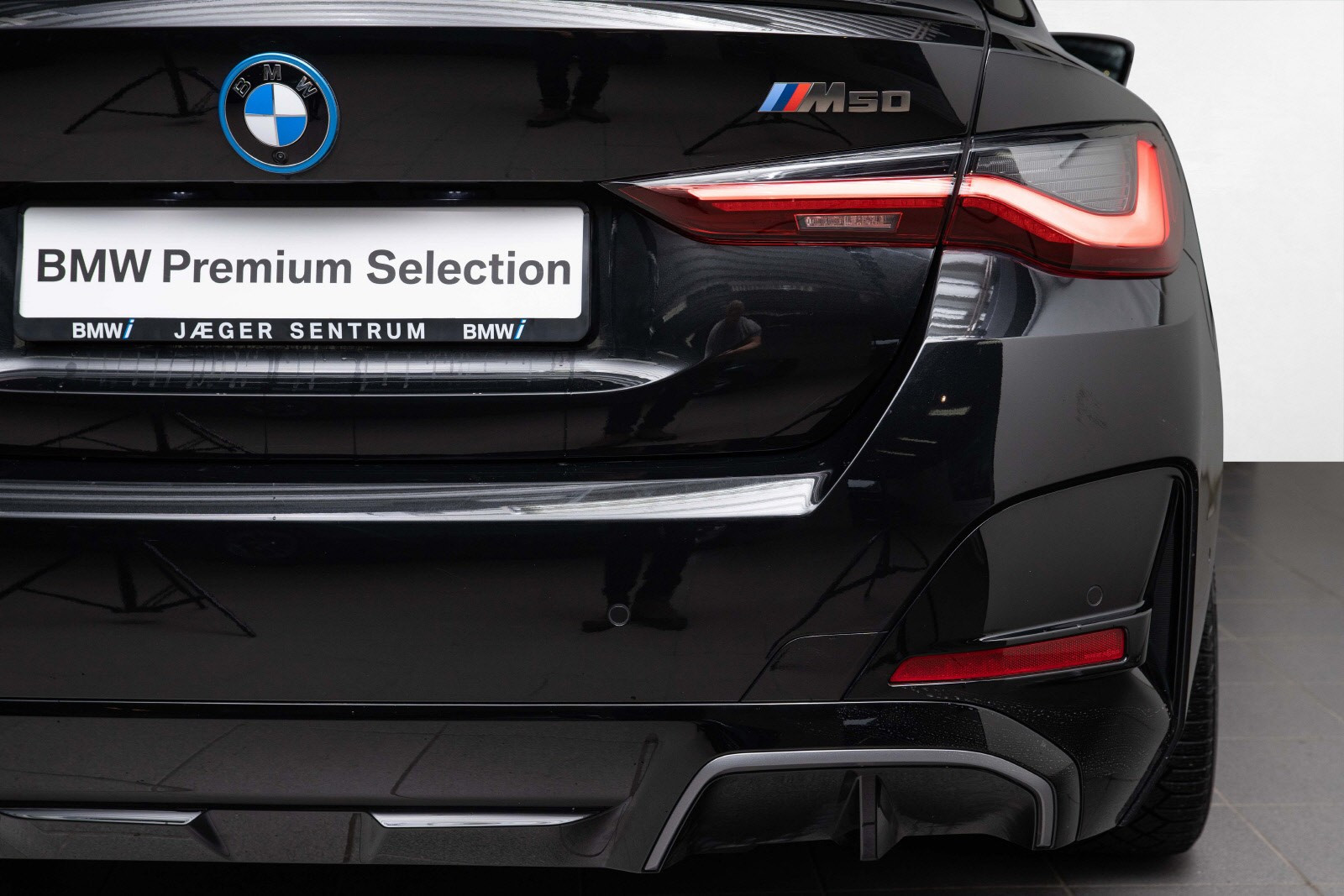 BMW i4 M50
