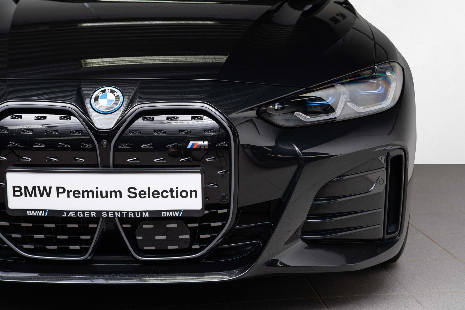 BMW i4 M50