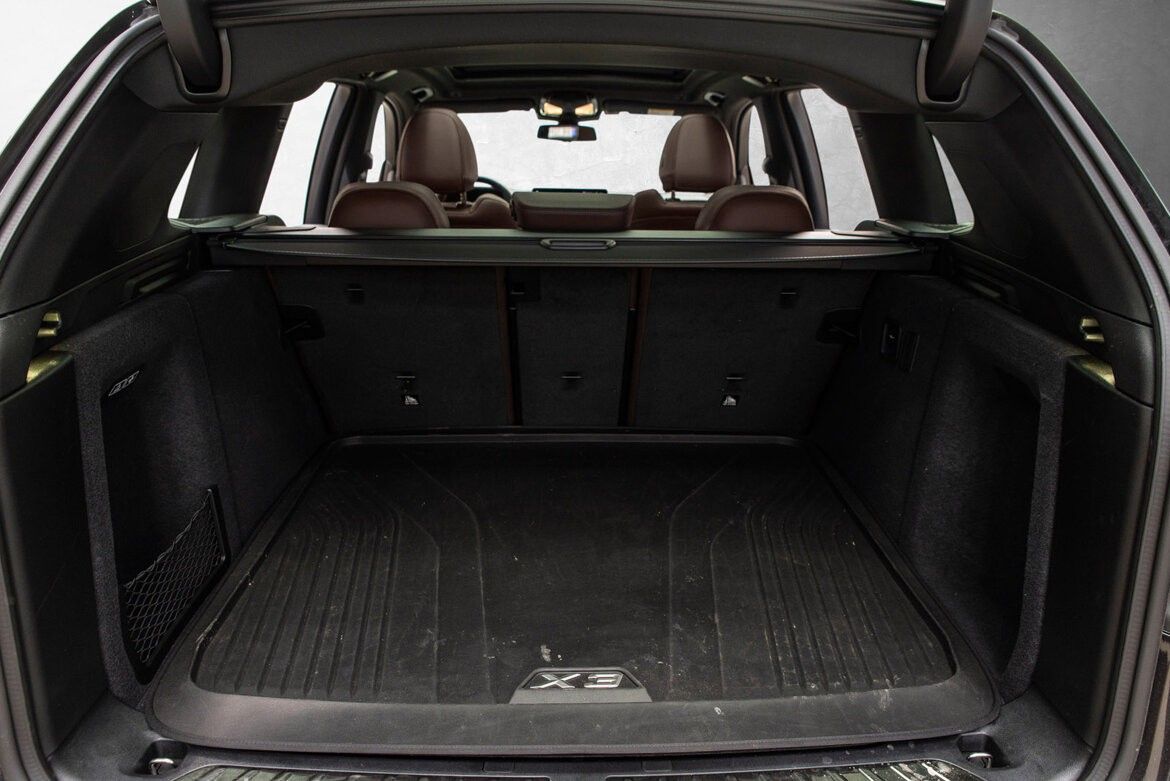 BMW iX3