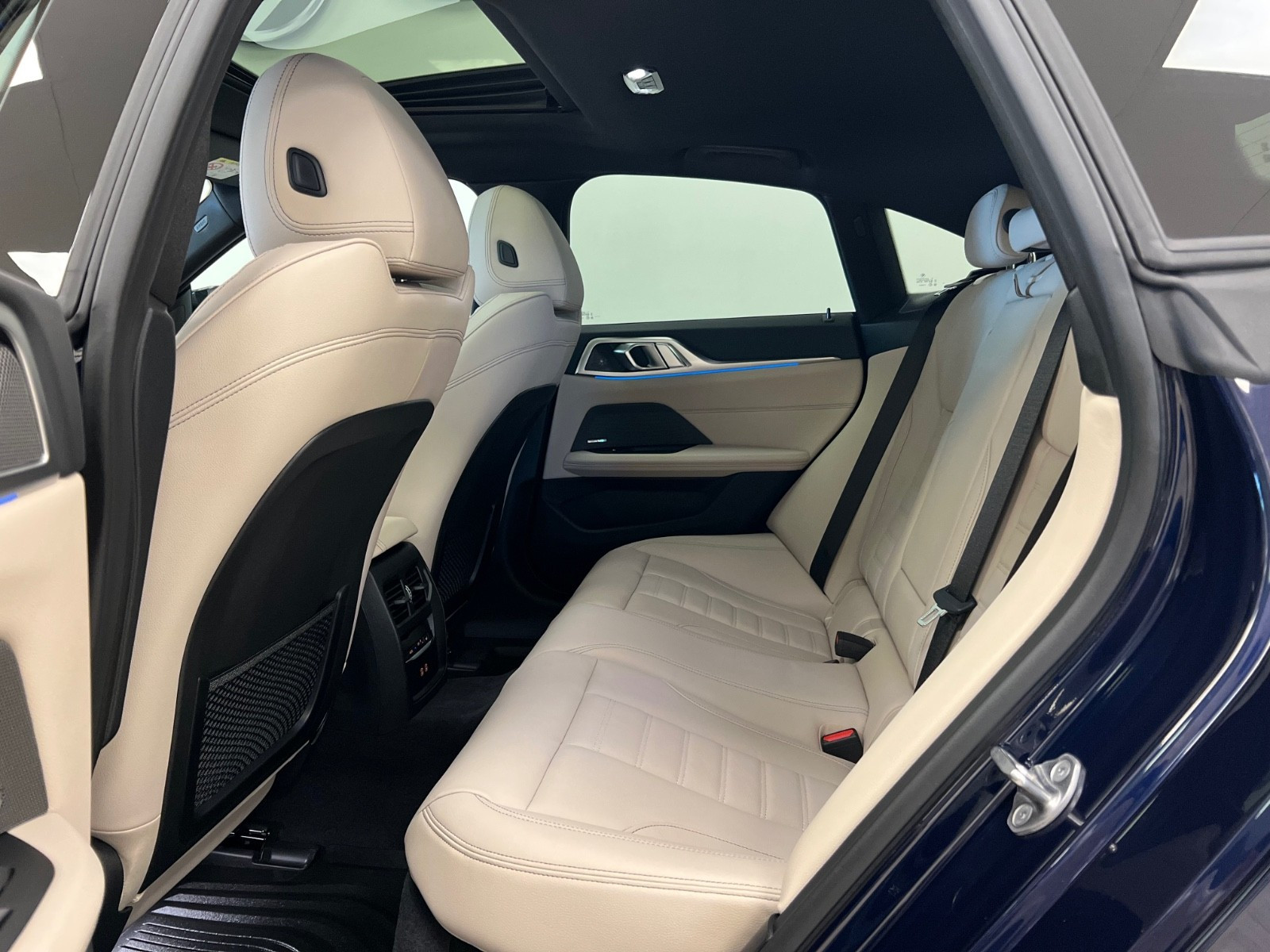 BMW i4 M50