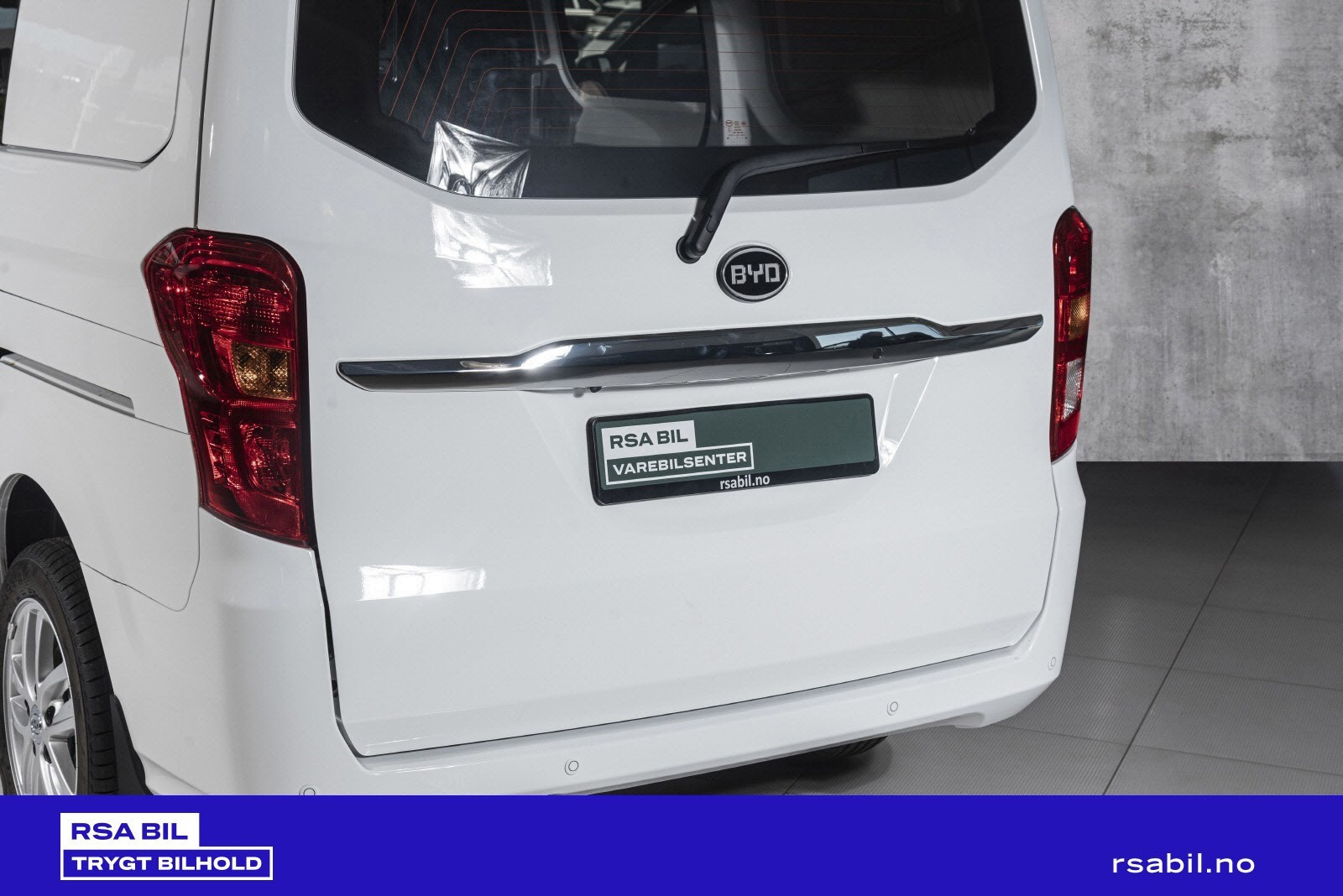 BYD T3
