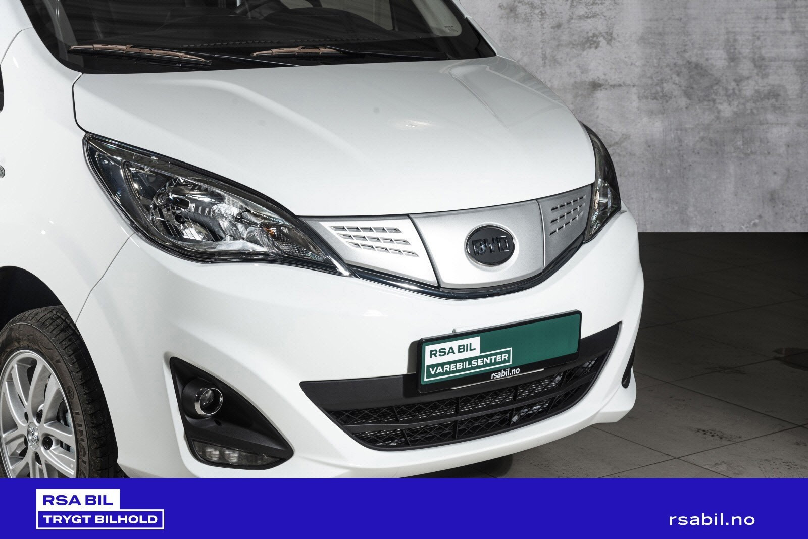 BYD T3