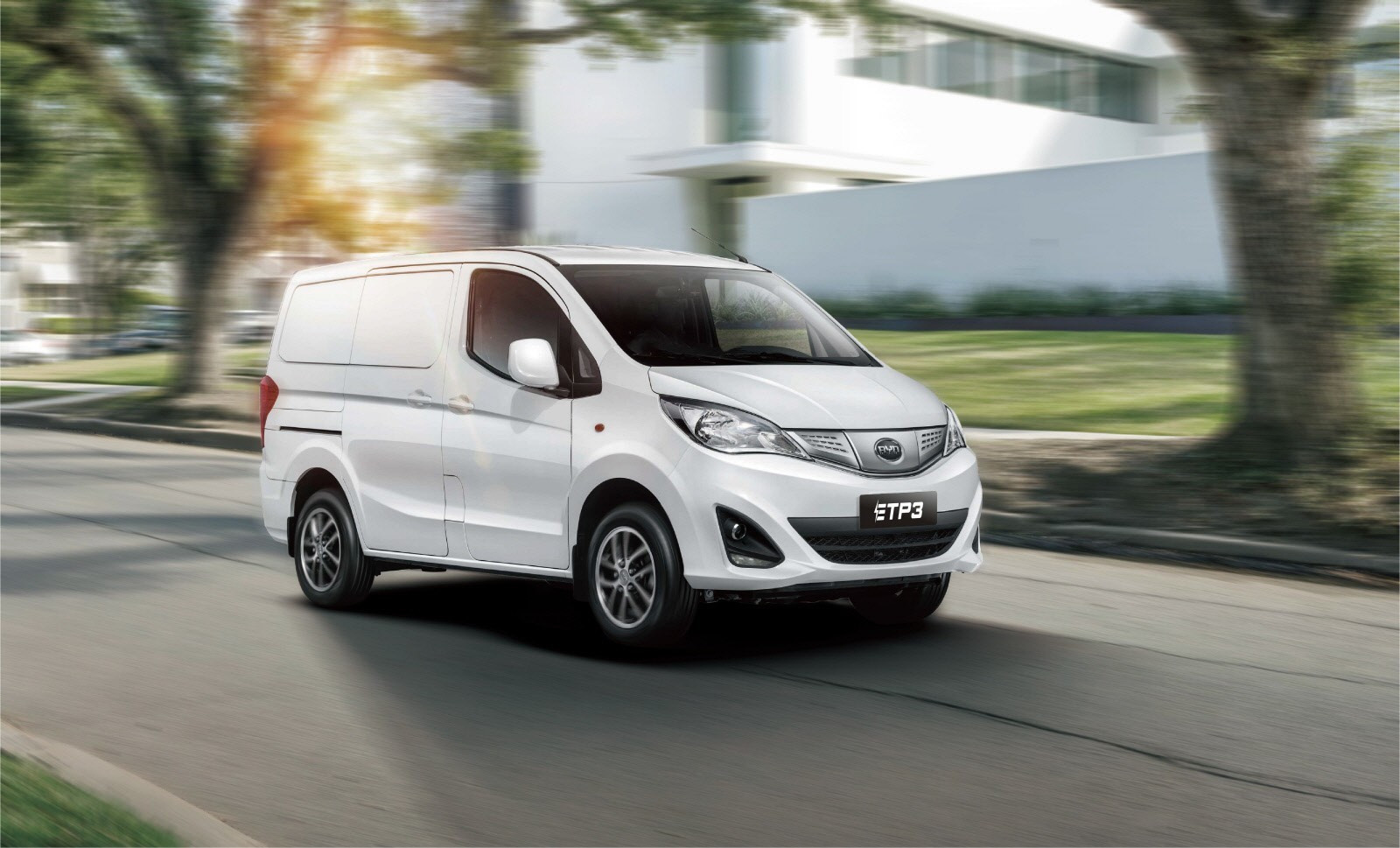 BYD T3