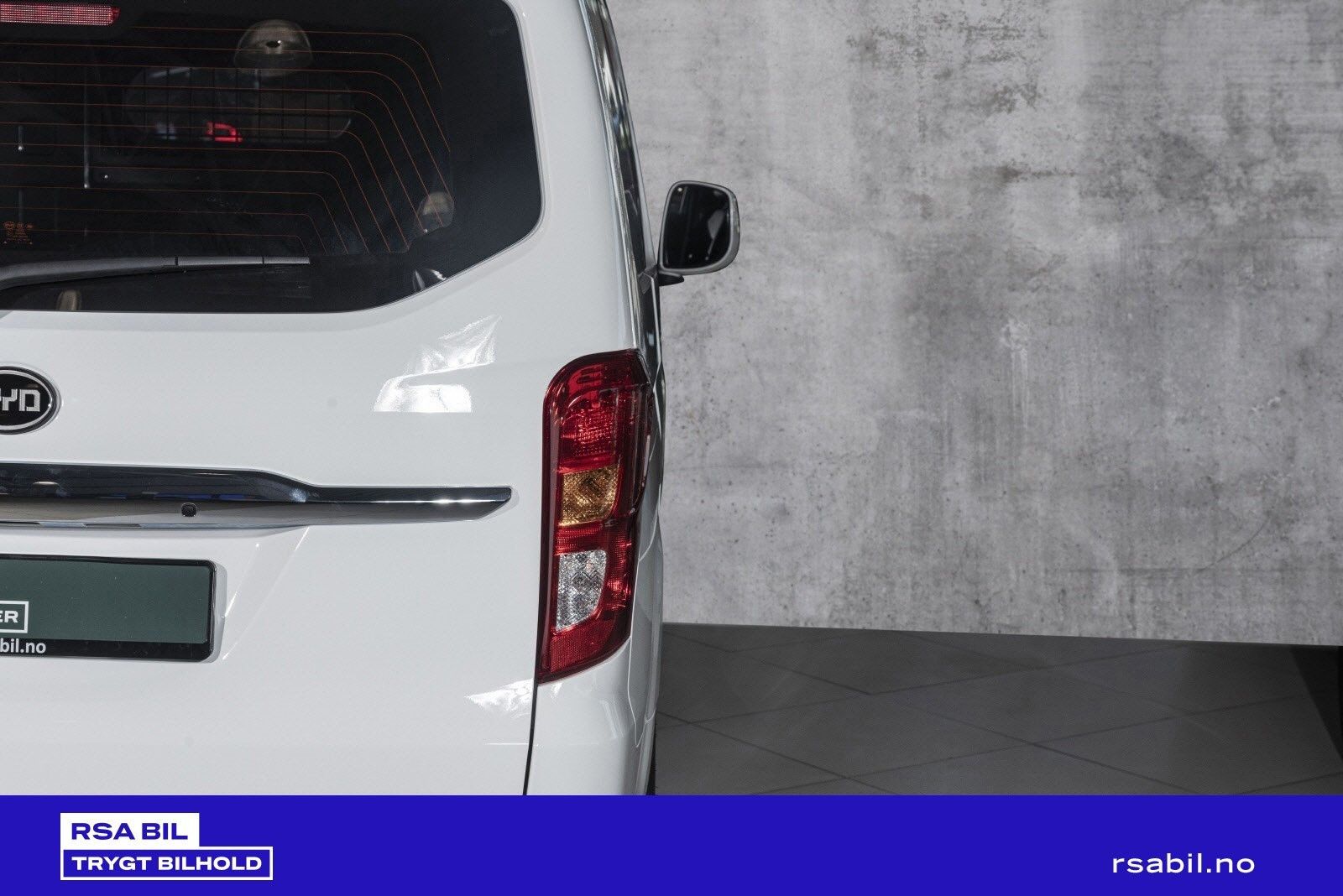 BYD T3