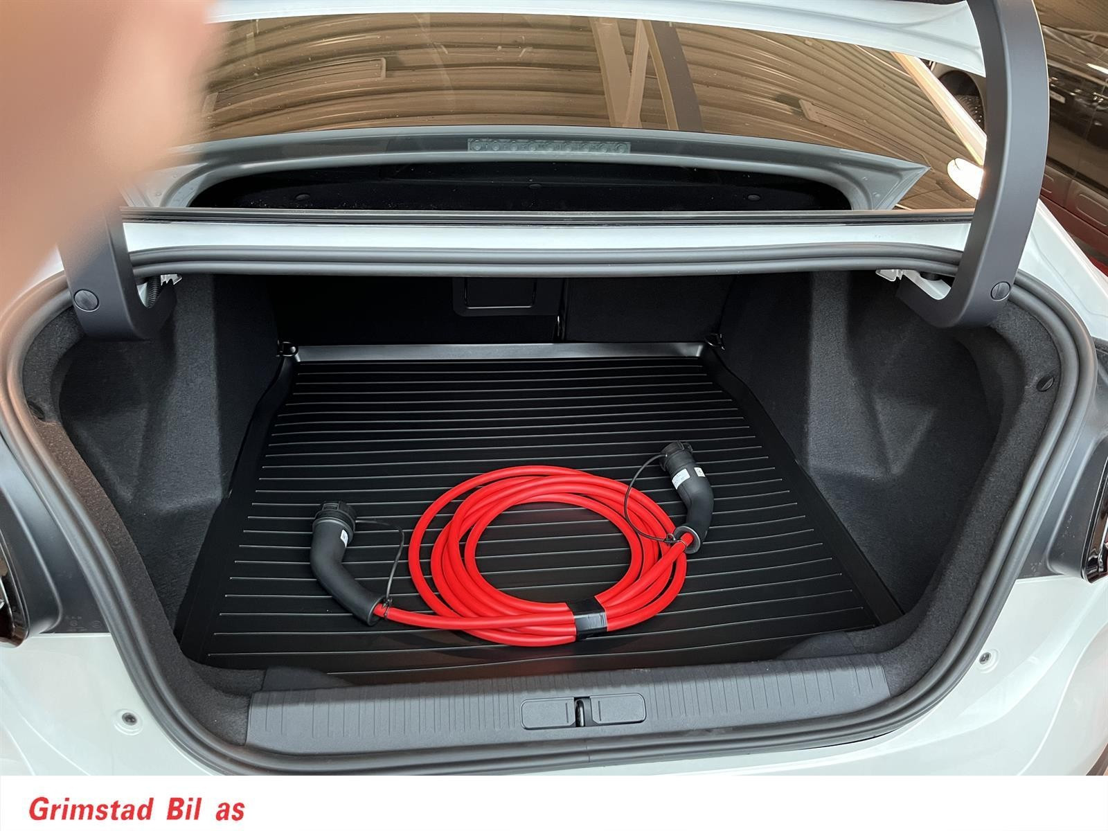 Citroen E-C4 X