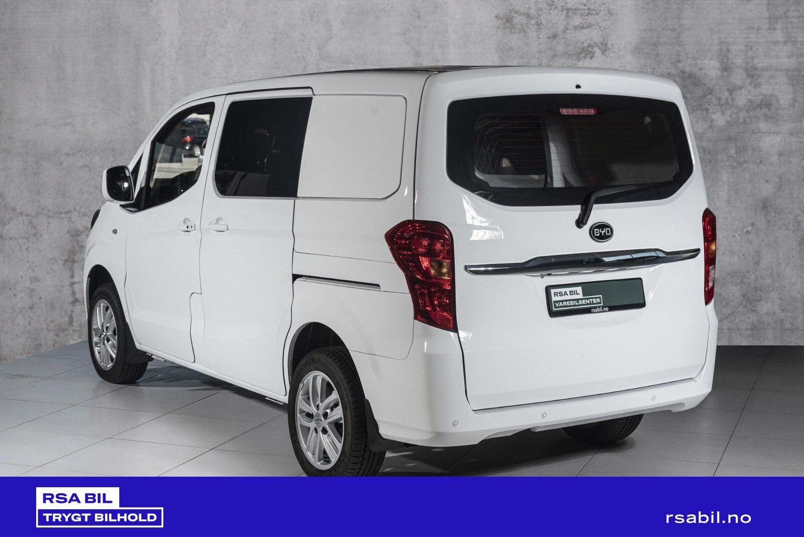 BYD T3