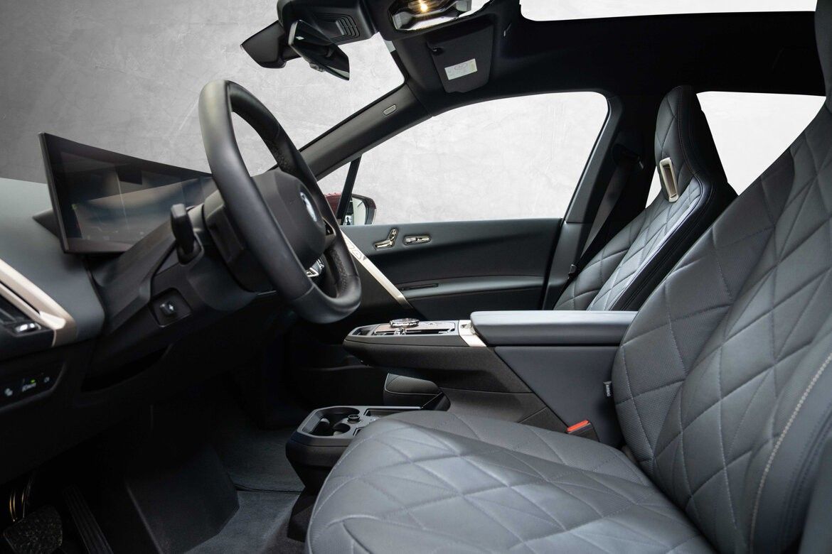BMW iX xDrive 40